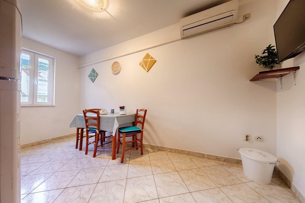 Apartments Marinkovic Komiza Ngoại thất bức ảnh